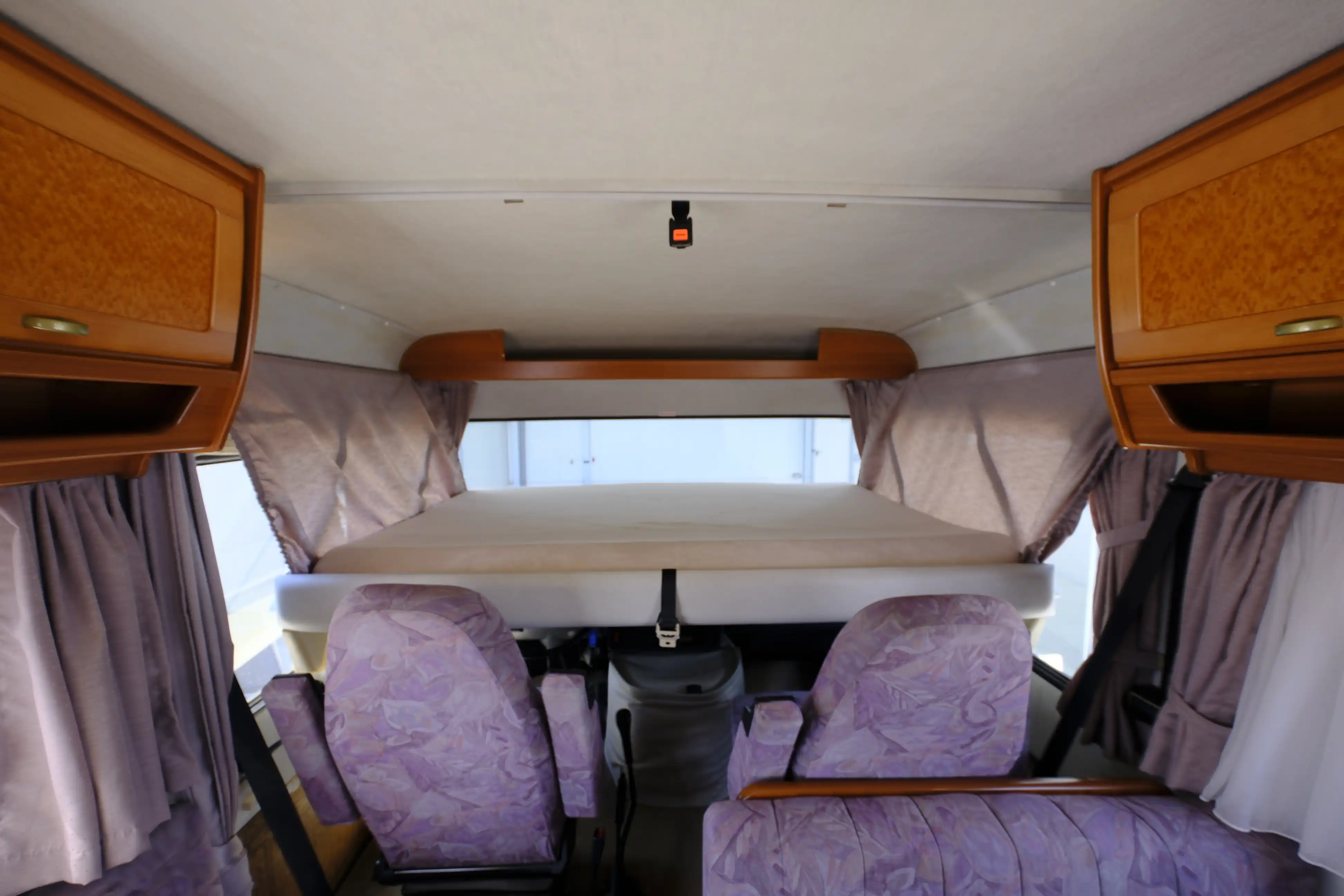 HYMER-ERIBA S 555